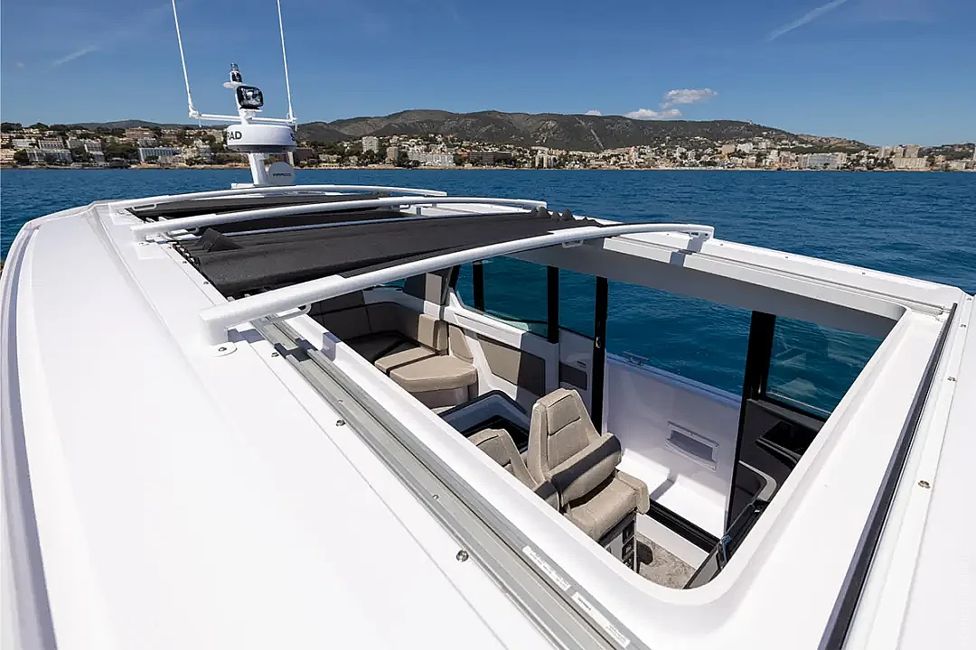 axopar-45-xc-cross-cabin-g13-sunroof