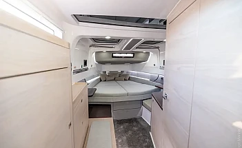 axopar-45-sun-top-g13-cabin-passage