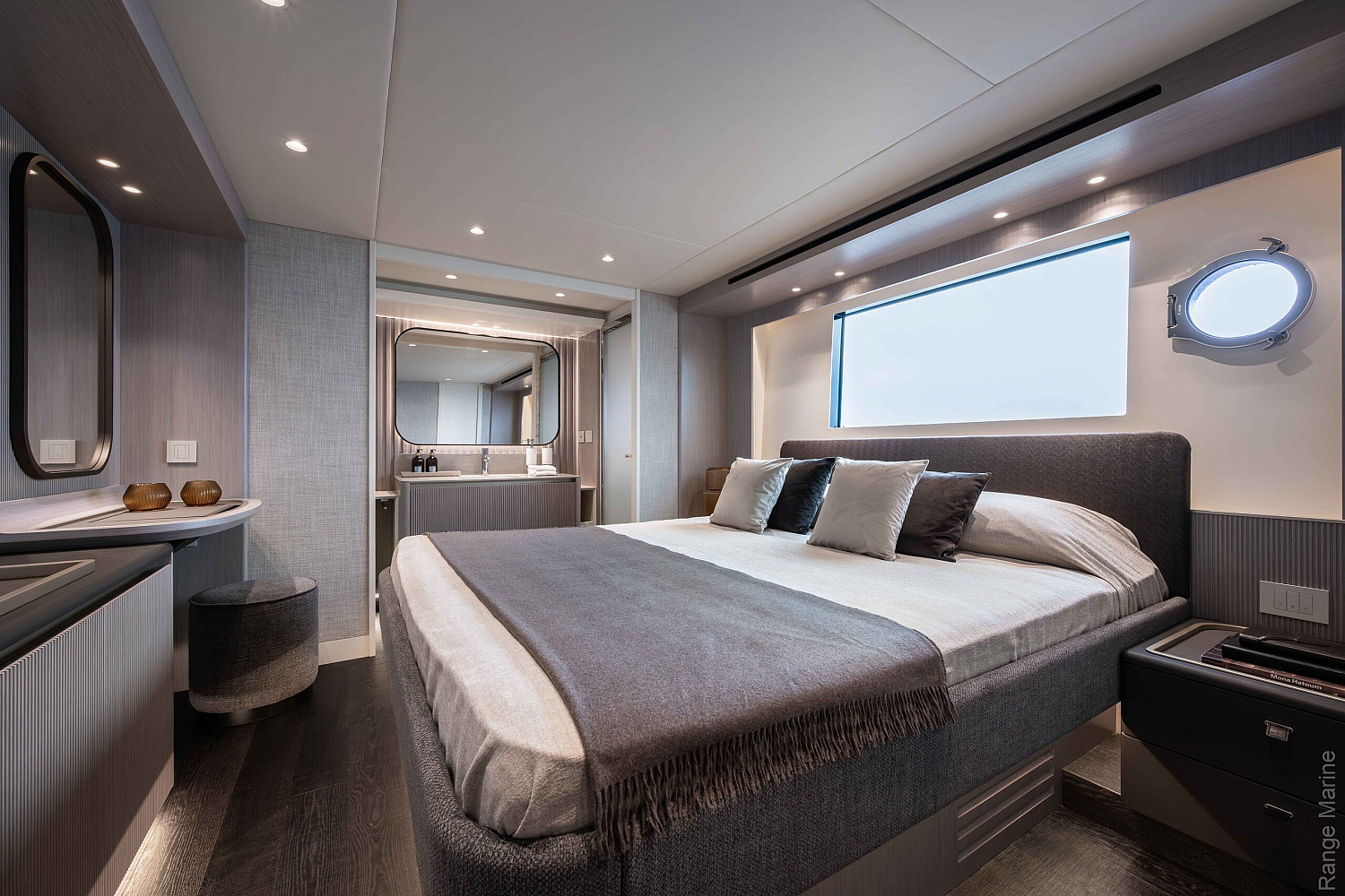 04-gallery-interno-suite-VIP-01-yacht-navetta66