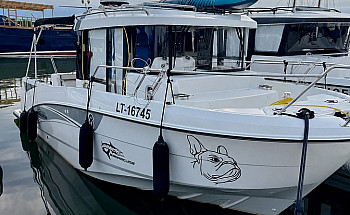 02-exterior-dock-atmosphere