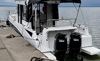 03-exterior-stern-dock