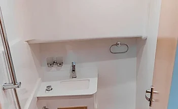 19-shower-head
