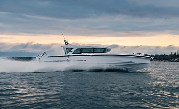 axopar-38-xc-cross-cabin-g02-sunset-profile