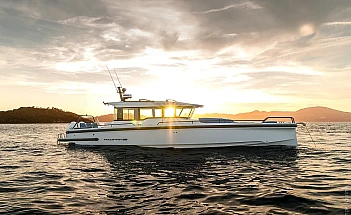 axopar-37-xc-cross-cabin-g02-sunset-profile