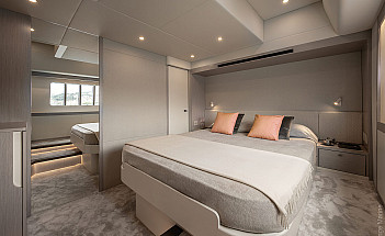 04-gallery-interno-VIP-cabin-01-yacht-navetta50