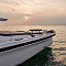 Axopar 38 XC Cross Cabin - нос катера