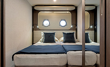 04-gallery-interno-twin-cabin-02-yacht-navetta58