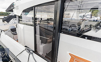 05-side-deck