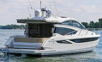 06-exterior-stern-quarter
