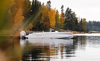 axopar-25-cross-bow-g02-exterior-profile-calm