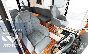 25-helm-seat