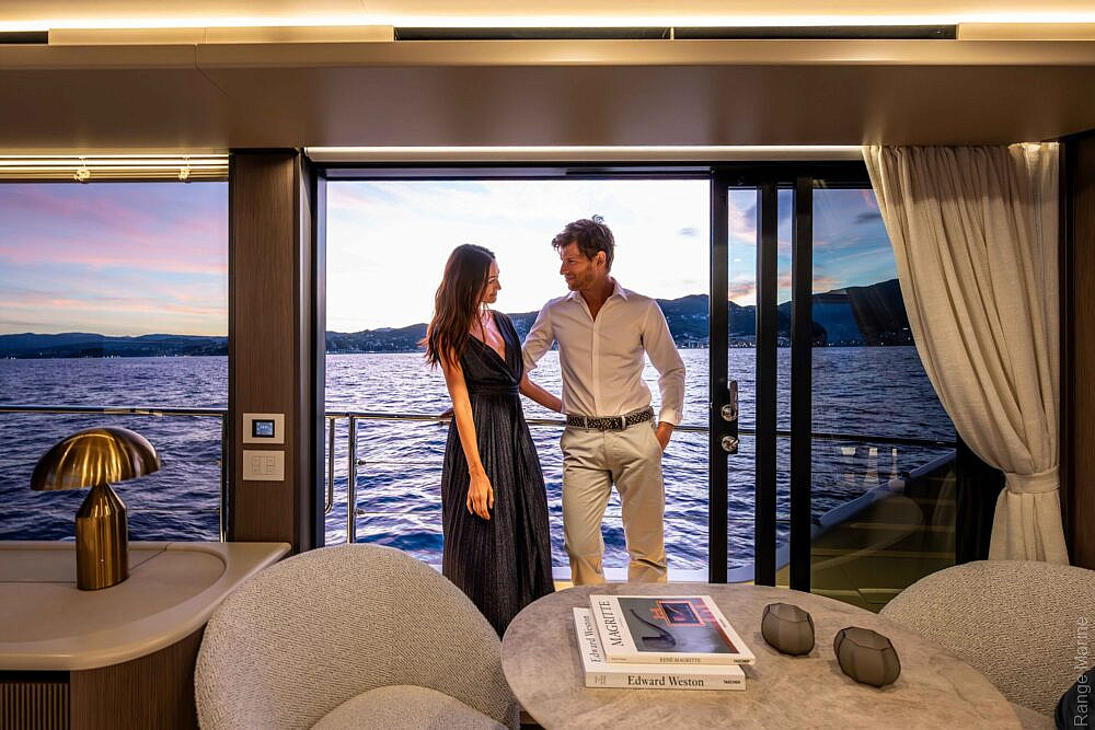 07-gallery-interni-yacht-navetta58-11-1000x667