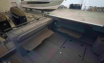 10-aft-cockpit