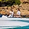 axopar-25-cross-top-g06-bow-lifestyle