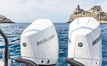 axopar-37-sun-top-g06-outboard-engines