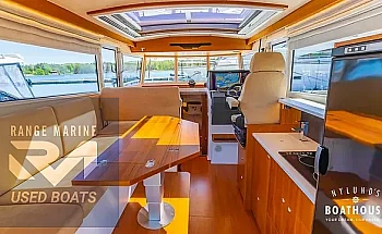 06-saloon-overview