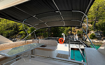 Absolute Navetta 48