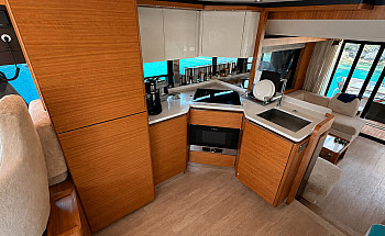 Absolute Navetta 48